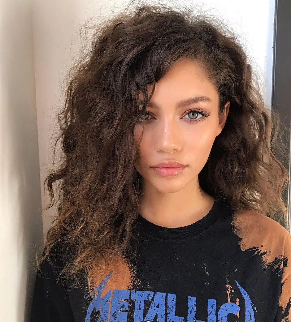 Audreyana michelle кудрявая