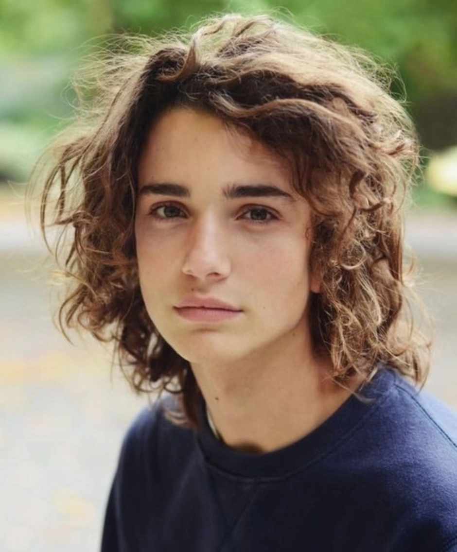 Curly hair