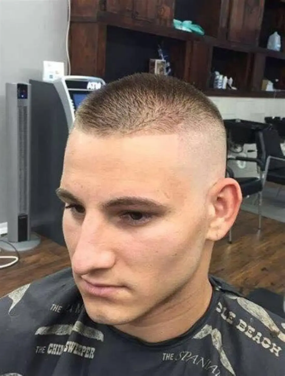 Buzz cut mohawk стрижка