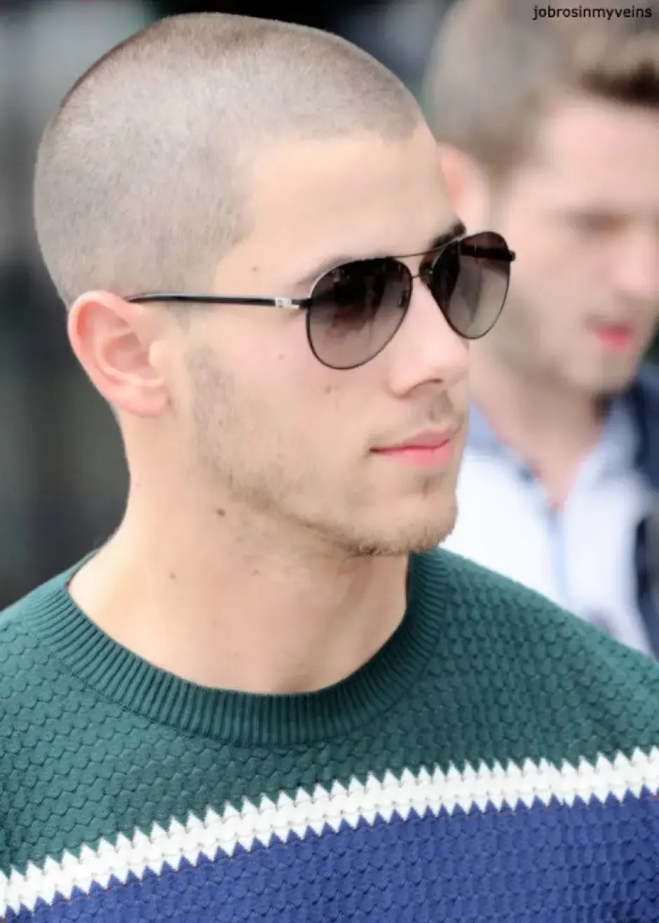 Buzz cut mohawk стрижка