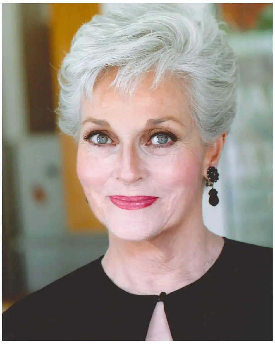 Lee meriwether