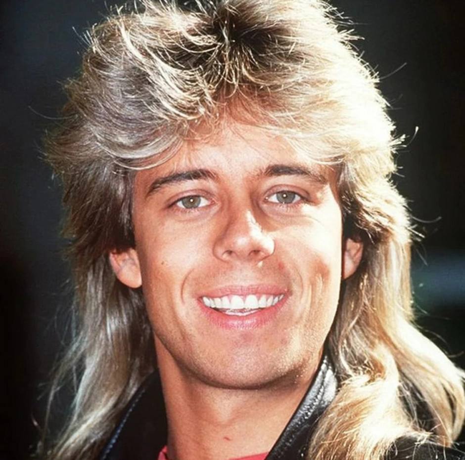 Стрижка «маллет» (mullet)