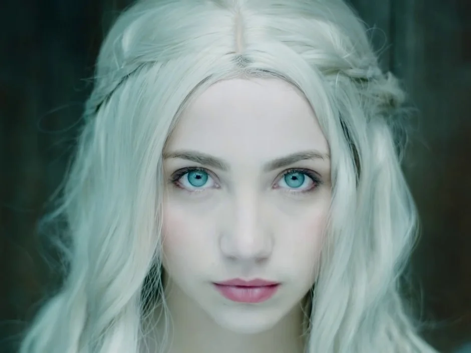 Emily rudd