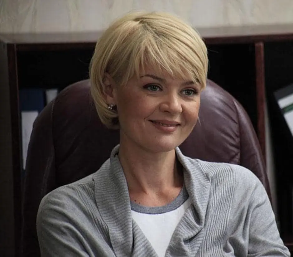 Юлия меньшова стрижки