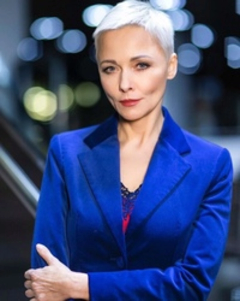 Актриса дарья повереннова