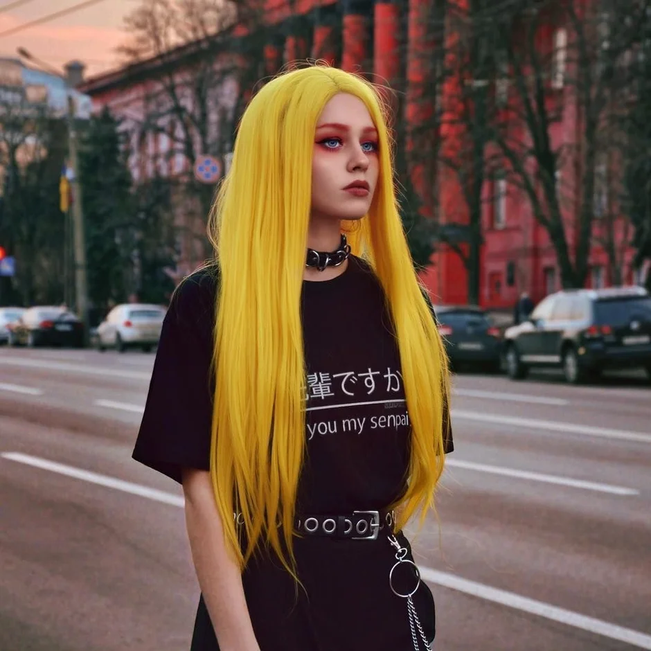 Желтые волосы