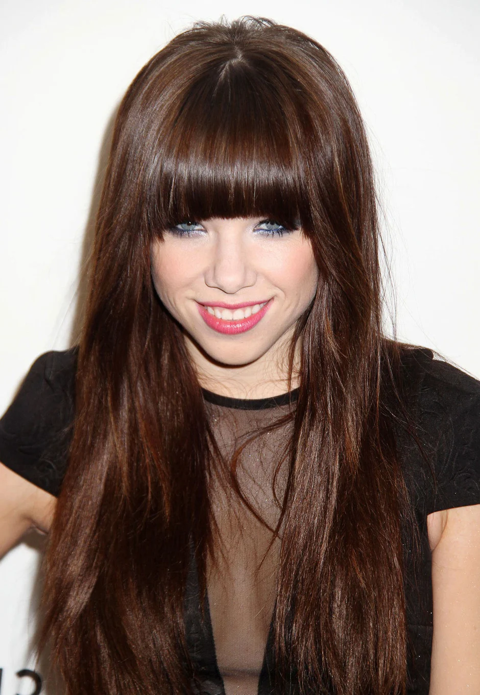Carly rae jepsen с челкой