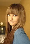 Русый цвет волос с челкой фото