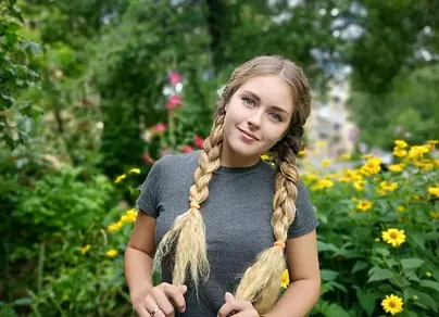 Фото женщин с русской косой