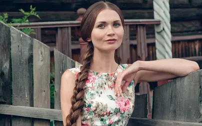 Фото женщин с русской косой