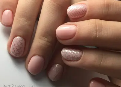 Маникюр на короткие ногти фото