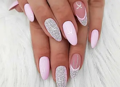 Розовые короткие ногти новинки фото